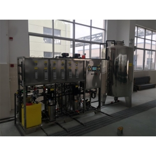 1噸/小時(shí)去離子水設備